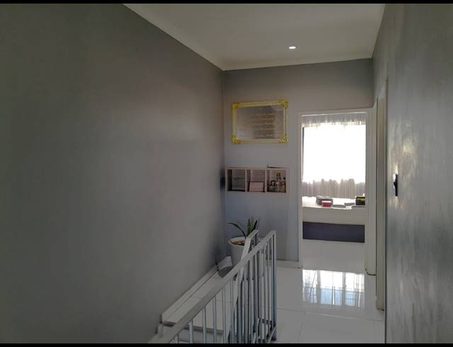 3 BEDROOM DUPLEX FOR SALE IN BLUFF